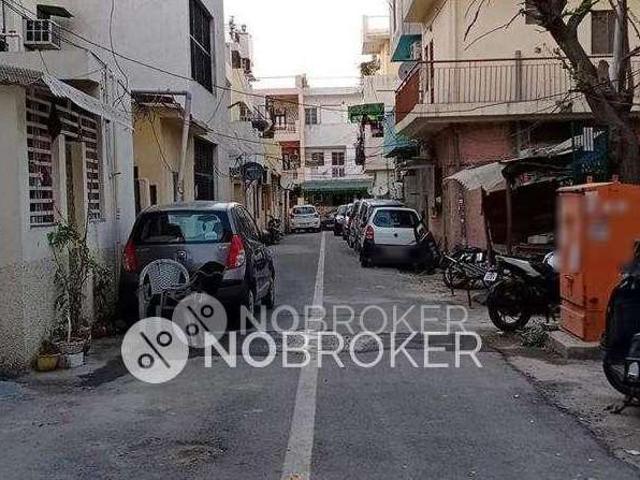 3 BHK Flat In Dda Mig for Rent In Janakpuri