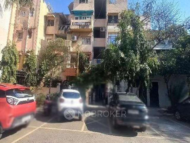 3 BHK Flat In Dda Sfs Flats for Rent In Mukherjee Nagar