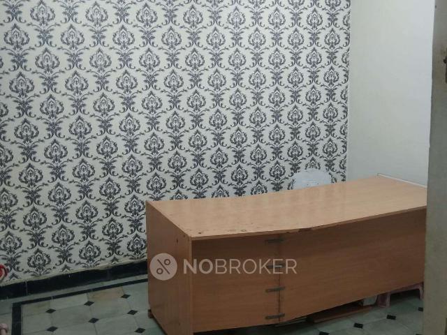 3 BHK Flat In Gandham Plaza for Rent In Bowenpally