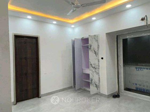 3 BHK Flat In Gangotri Apartments for Rent In Vikaspuri
