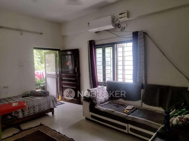 3 BHK Flat In Gayathri Nivas For Sale In Banjara Hills