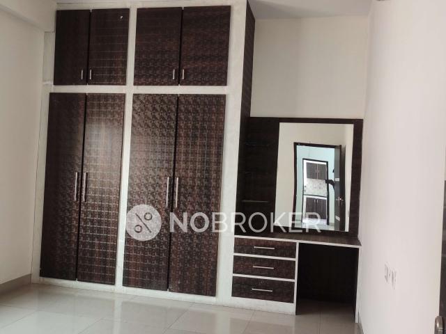 3 BHK Flat In Gayathri Apartment for Rent In Banjara Hills
