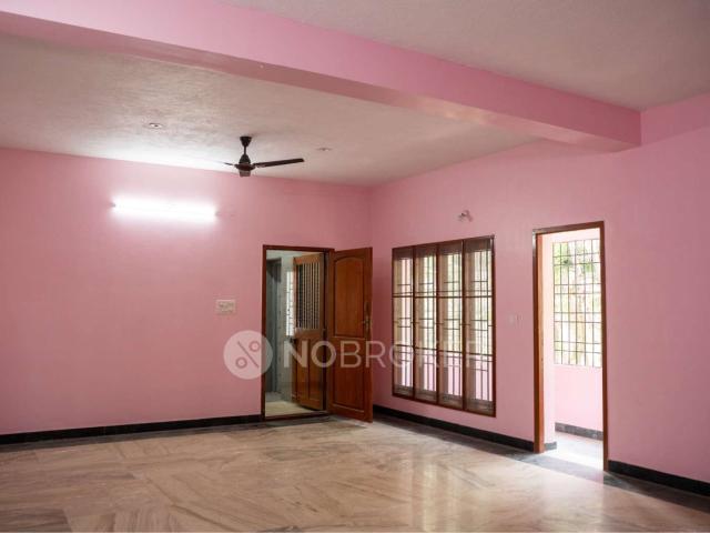 3 BHK Flat In Grandir Plaza for Rent In Vadakkupattu Main R