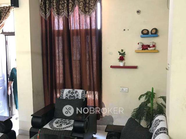 3 BHK Flat In Himalaya Tower for Rent In Indirapuram