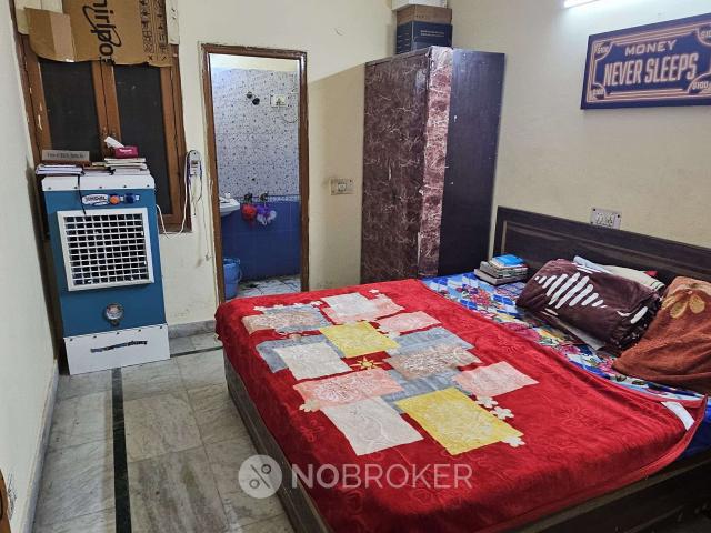3 BHK Flat In Hindon Vihar, Sector 49, noida for Rent In Sector 49, noida