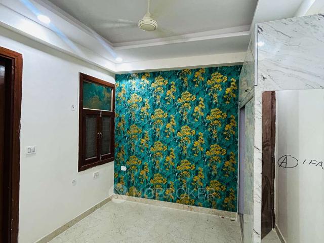 3 BHK Flat In Hometech Global for Rent In Sector 72