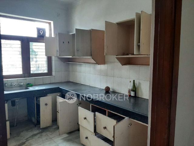 3 BHK Flat In Independent Floor for Rent In Sector 14