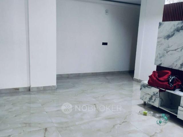 3 BHK Flat In Krishna Elite Homes for Rent In Greater Noida