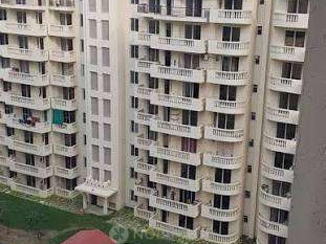 3 BHK Flat In Purvanchal Royal City For Sale In Chi V
