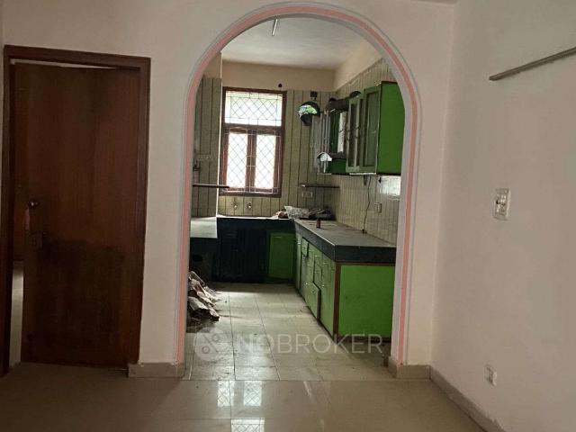 3 BHK Flat In Purvasha Apartments for Rent In Mayur Vihar