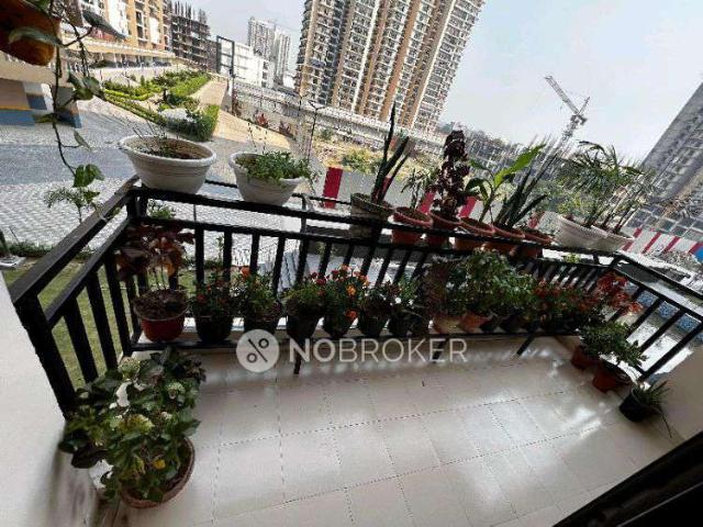 3 BHK Flat In Parakh The Golden Gate for Rent In Nh 24