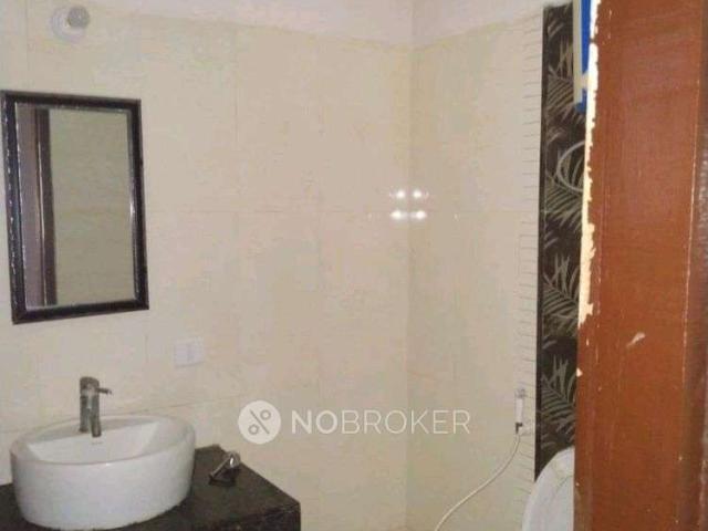 3 BHK Flat In Paramount Floraville for Rent In Sector 137