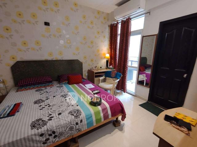 3 BHK Flat In Prateek Wisteria for Rent In Sector 77