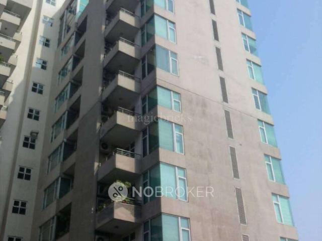 3 BHK Flat In Raheja Ges 31 Apartments for Rent In Sector 31