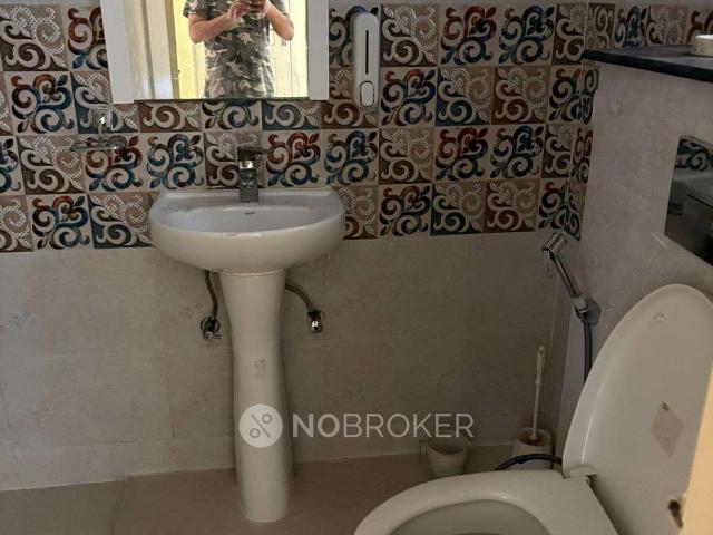3 BHK Flat In Raheja Navodaya for Rent In Sector 92