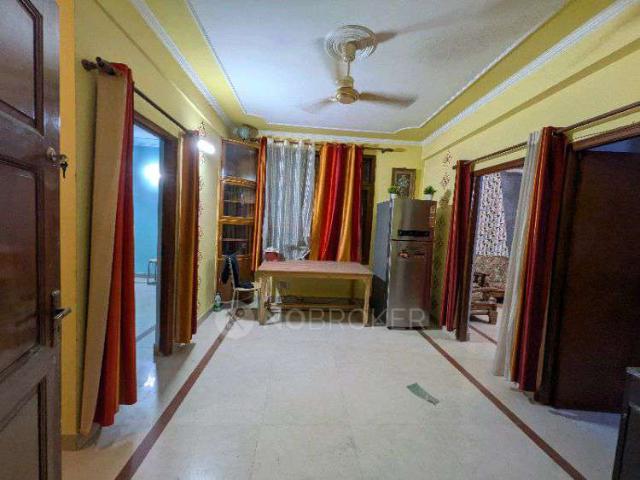 3 BHK Flat In Rainbow Apartment, Mandir Marg, Mahavir Enclav
