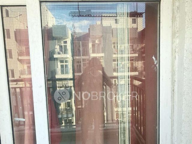 3 BHK Flat In Rishabh Cloud 9 for Rent In Indirapuram
