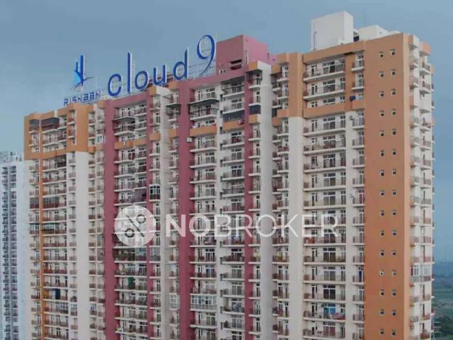 3 BHK Flat In Rishabh Cloud 9 for Rent In Indirapuram