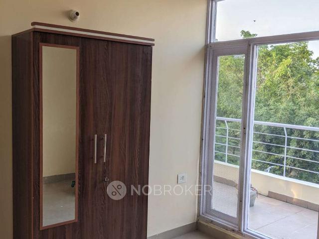 3 BHK Flat In Rps Palms, for Rent In Sector 88