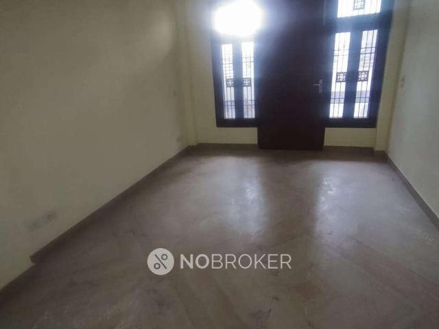 3 BHK Flat In Stanalone Building for Rent In Sector 52