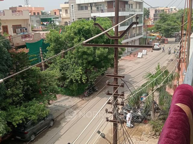 3 BHK Flat In Stand Alone Building for Rent In, judge Colony Ghaziabad