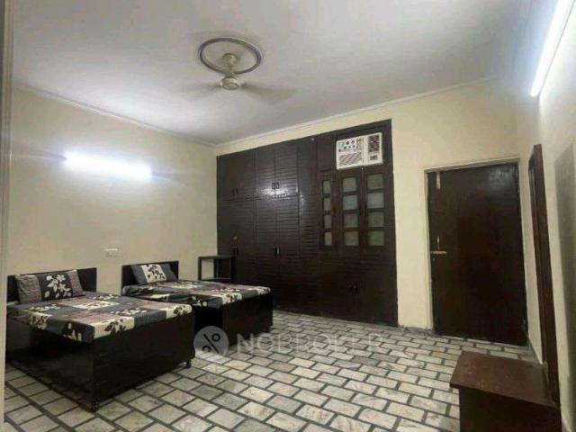 3 BHK Flat In Standalone Building for Rent In Sector 19