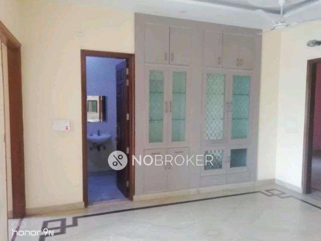 3 BHK Flat In Standalone Building for Rent In Sector 2