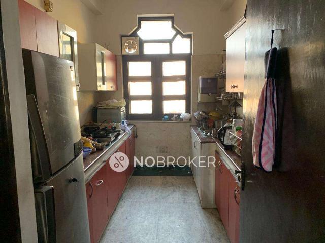 3 BHK Flat In Standalone Building for Rent In Sector 33