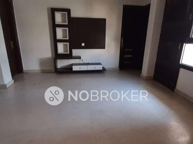 3 BHK Flat In Standalone Building for Rent In Sector 45