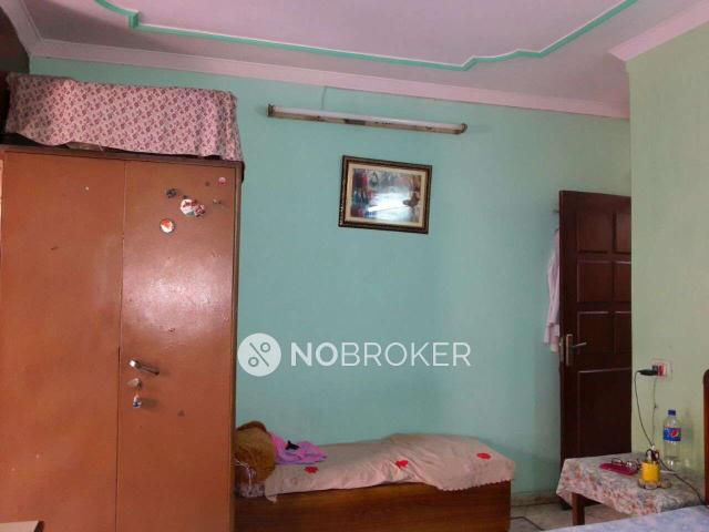 3 BHK Flat In Standalone Building For Sale In Malviya Nagar