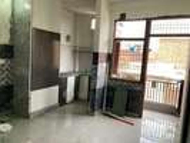 3 BHK Flat In Standalone Building For Sale In Shahdara