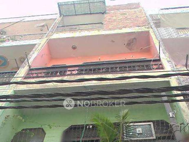 3 BHK Flat In Standalone Building For Sale In Shastri Nagar