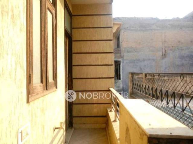 3 BHK Flat In Standalone Building For Sale In Uttam Nagar