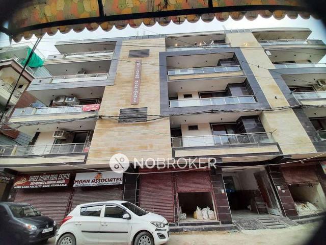 3 BHK Flat In Standalone Building For Sale In Uttam Nagar