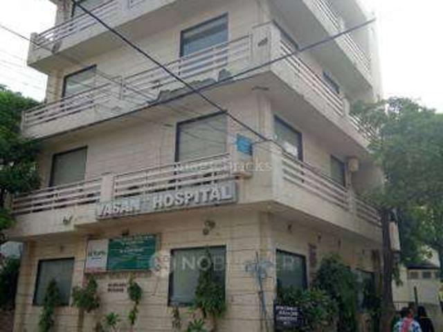 3 BHK Flat In Standalone Building For Sale In Vasant Kunj