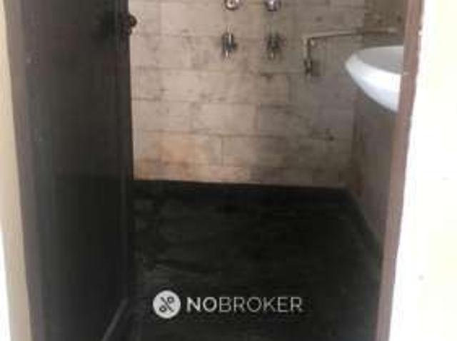 3 BHK Flat In Standlaone Building For Sale In Gautam Nagar