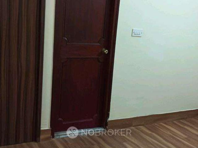 3 BHK Flat In Stranded Lone Building for Rent In Jayanagar