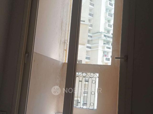 3 BHK Flat In Supertech Renesa, Sector 118 for Rent In Sect