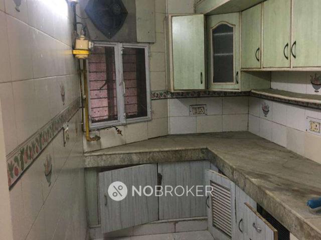 3 BHK Flat In Swarn Apartment for Rent In Pitam Pura