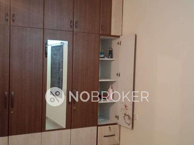 3 BHK Flat In Swathi Apartment for Rent In Velachery