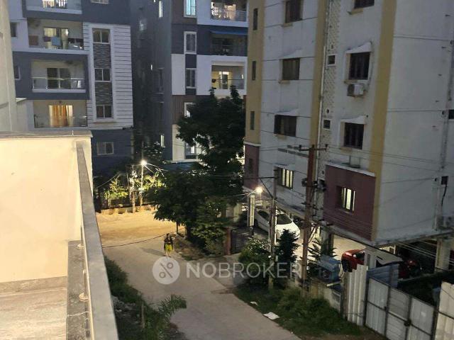 3 BHK Flat In Saketh Towers for Rent In Gayatri Nagar