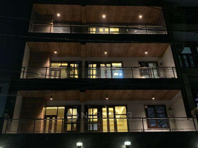 3 BHK Flat In Samrat Enclave for Rent In Pitam Pura