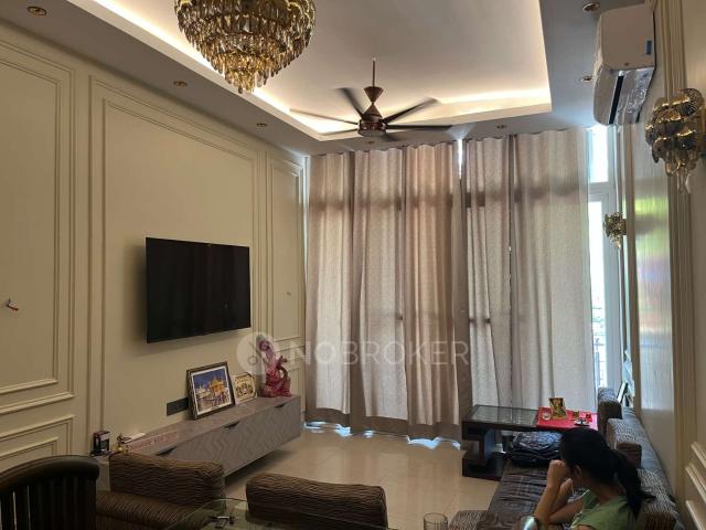 3 BHK Flat In Sarv Hitkari For Sale In Kalkaji