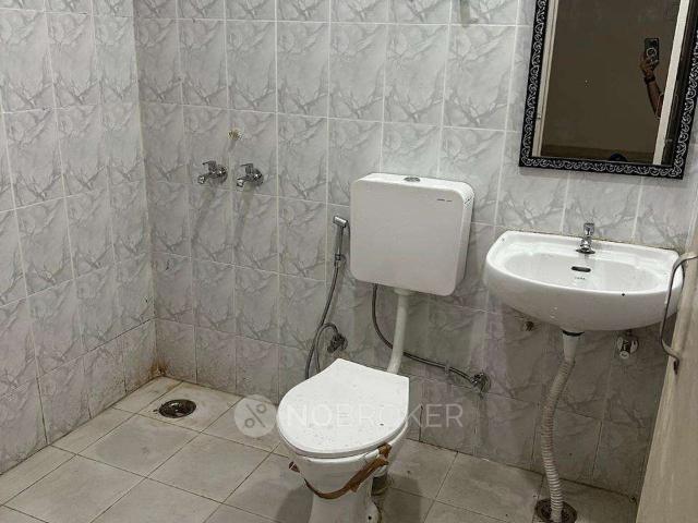 3 BHK Flat In Sarvome Shree Homes for Rent In Sector 45