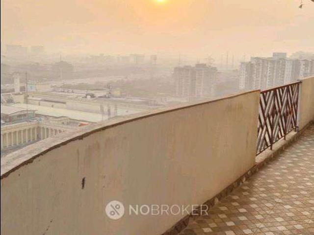 3 BHK Flat In Saya Gold Avenue for Rent In Indirapuram