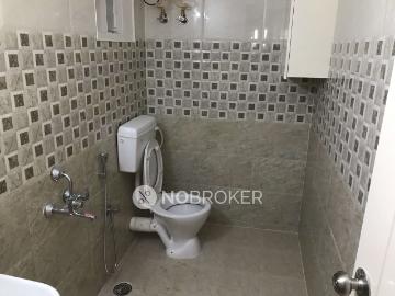 3 BHK Flat In Shanthi Park Apartments, Jp Nagar for Rent In