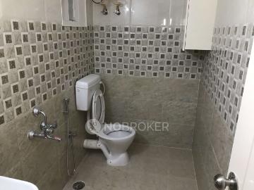 3 BHK Flat In Shanthi Park Apartments, Jp Nagar for Rent In