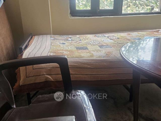 3 BHK Flat In Shardapuri For Sale In Radhey Shyam Mandir Marg