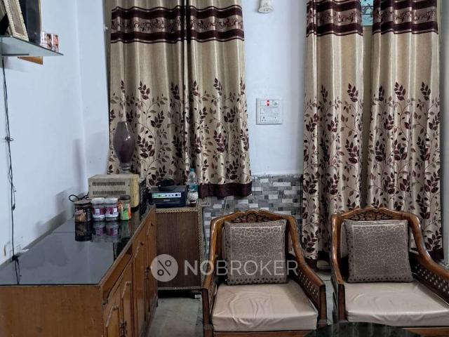 3 BHK Flat In Shree Apartment, Sahibabad for Rent In Sahibabad