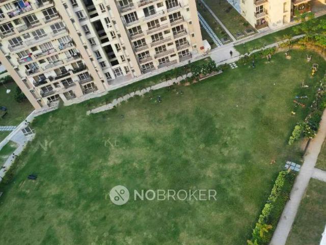 3 BHK Flat In Shree Vardhman Flora for Rent In Sector 90